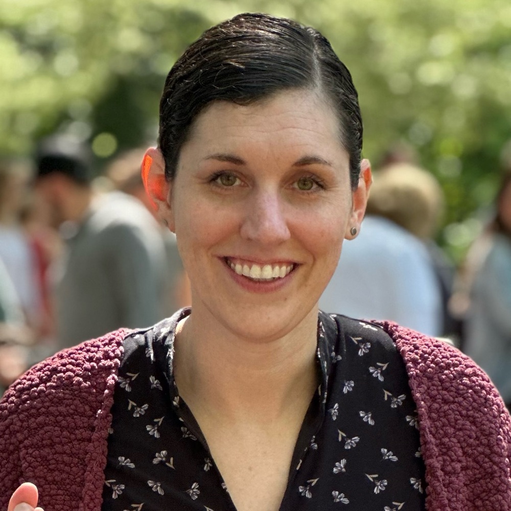 Meet your Posher, Caroline
